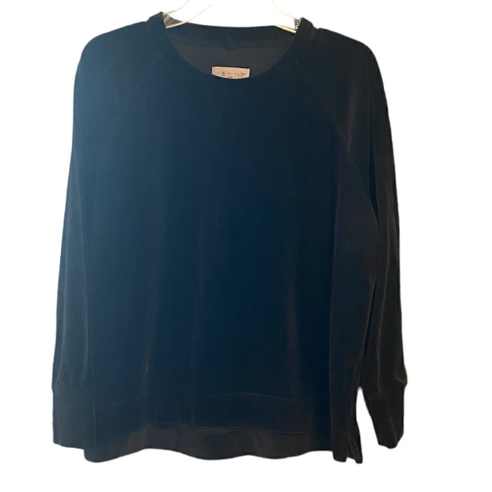 Lou & Grey Sz L Velvet Velour Black Long Sleeve Classic Crew Sweater